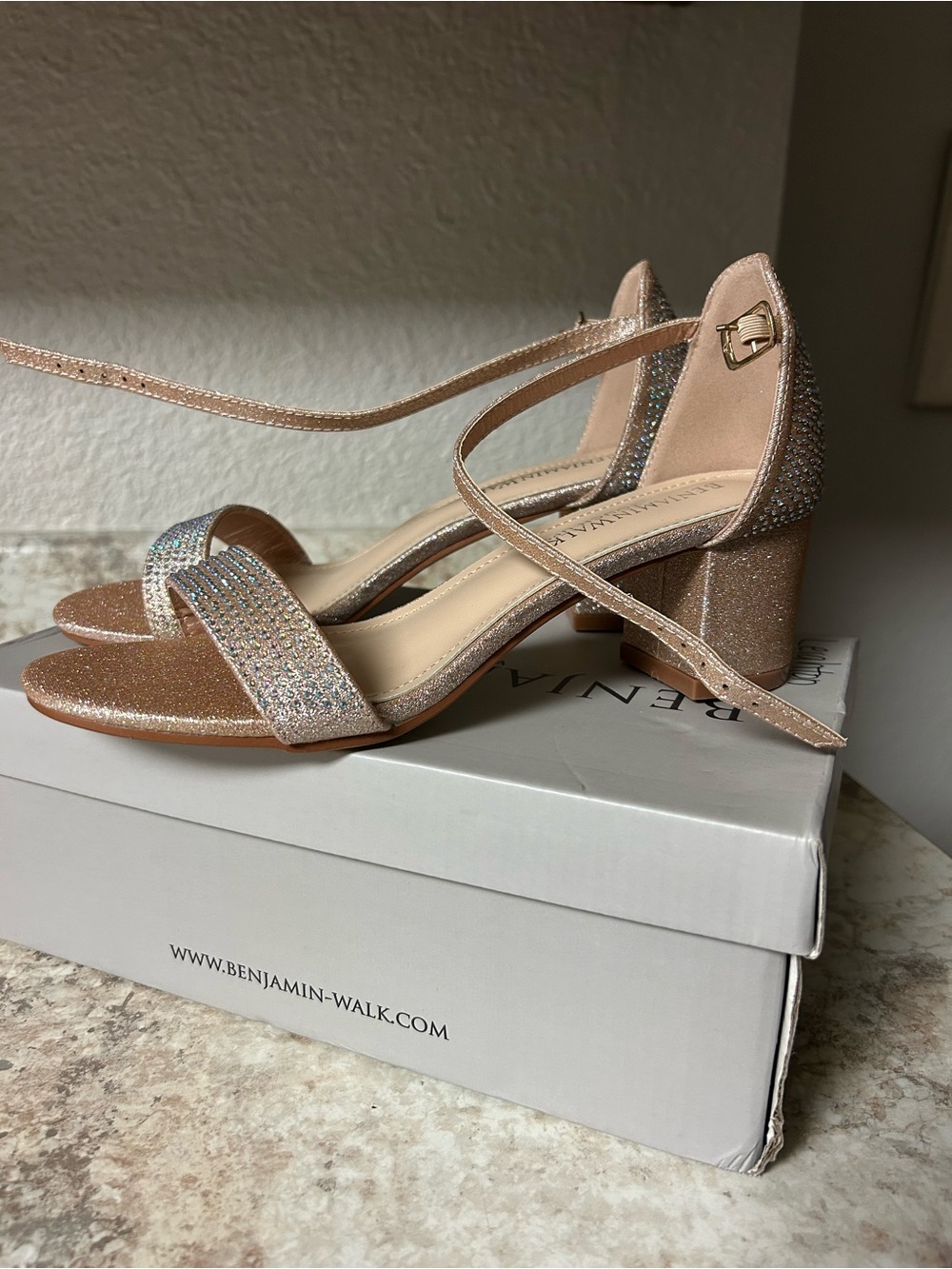 Never Worn • Benjamin Walk Women's Glitter Block Heel Sandals in Blush